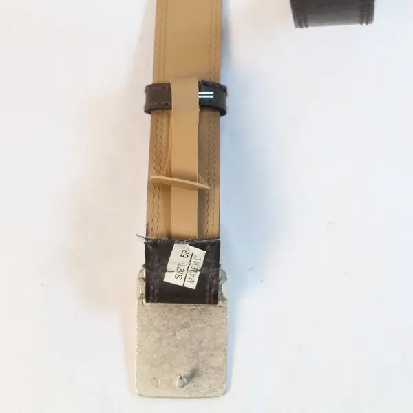 Women's Western Belt Buckle Size 6P Brown Gold Toned 31" Long Pre-Owned