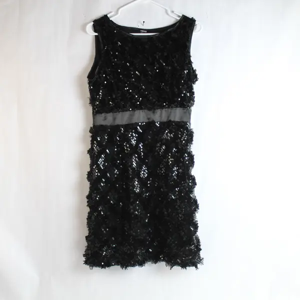 Forever Dress Women's M Black Sleeveless Sequin Zip Party Dress - Very Good!