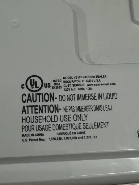 Seal A Meal Food Vacuum Sealer Model VS107 White