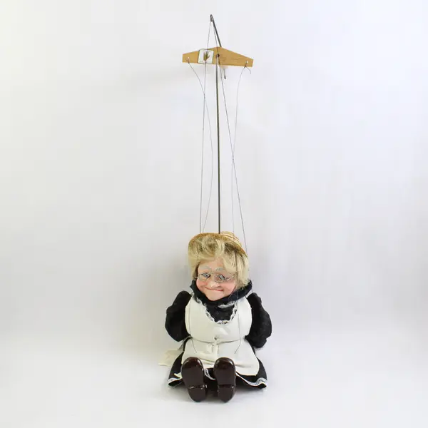 Vintage Hanza Old Woman Marionette Prague Czech Republic 12 inch