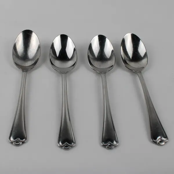 Set of 4 Corby Hall Madison Mirror Finish Stainless Steel Spoons 18/10