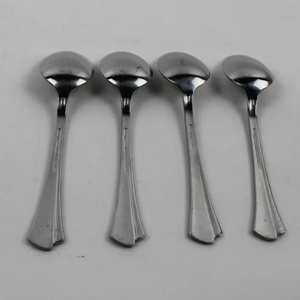 Set of 4 Reed & Barton Select East Hampton Pattern Oval Soup Spoons Stainless
