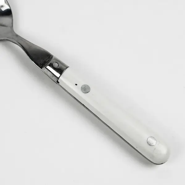 Washington Forge Mardi Gras White Stainless Teaspoon 6.75 Inches