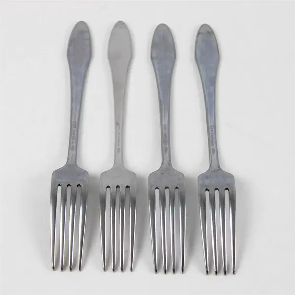 Lot of 4 Diamond Silver Co DSC2 Pattern Dinner Forks Stainless Steel 7" Good