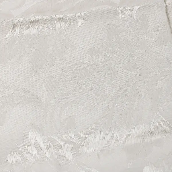 Lot Of 2 Unbranded Matching Square White Fabric Napkins Leaf Pattern 19" x 19"