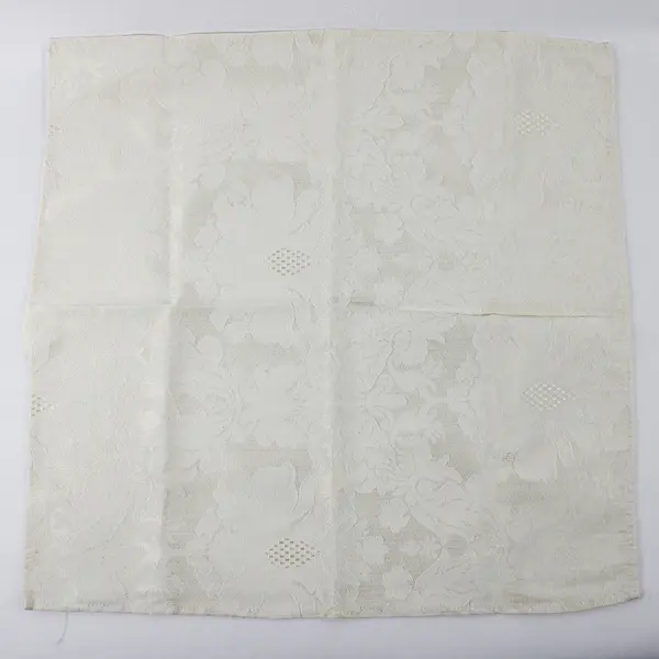 Lot Of 5 Unbranded Matching Cream Fabric Napkins Floral/Leaf Pattern 19" x 19"