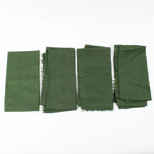 Lot Of 4 Unbranded Matching Green Fabric Napkins Bead Fringe 19" x 19"