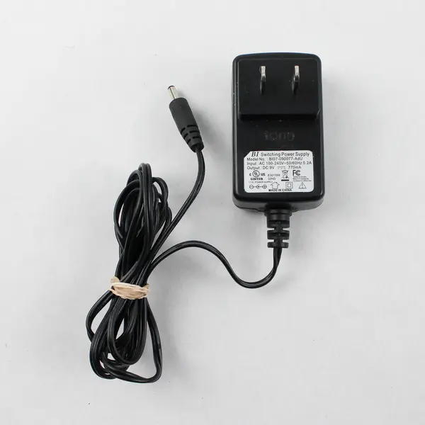 Lot of 2 AC Adapters 100-240V Power Supply Chargers 2.5x3x1.75 in Used Untested