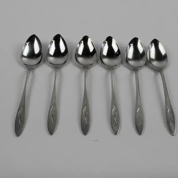 Lot of 6 Oneida Oneidacraft Deluxe Ember Glow Stainless Teaspoons 6" Good