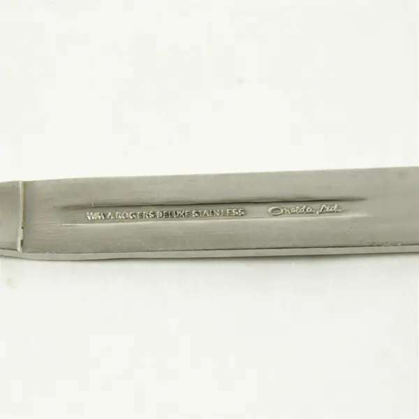 Oneida Silver Wm A Rogers SS Coliseum Pattern Pierced Serving Spoon 8.25" HTF