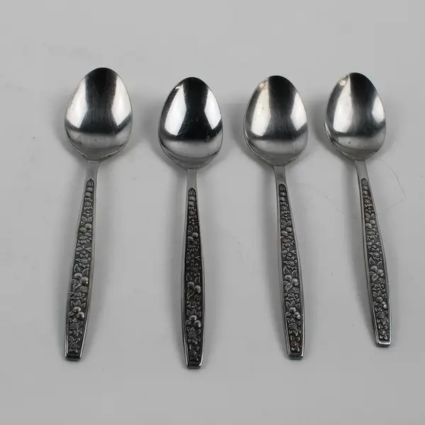Lot of 4 Pageant Harvest Pattern Stainless Black Accent Teaspoons 6.25" Good