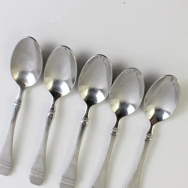 Lot of 5 Oneida Silver Roosevelt Pattern 18/10 SS Oval Shaped Soup Spoons 7" 