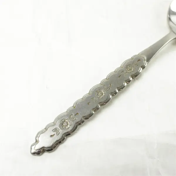 Lot of 2 Oneida Silver Rose Queen Pattern SS Oval Shaped Soup Spoons 6.75" Good