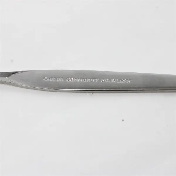 Set of 5 Oneida Satinique Stainless Salad Forks 6.25in