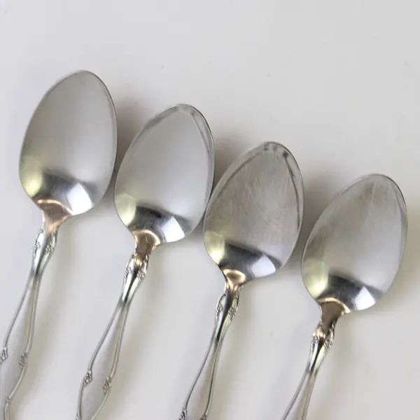 Lot of 4 Oneida Silver Lakewood-Tuxedo Pattern Stainless Teaspoons 6" Good