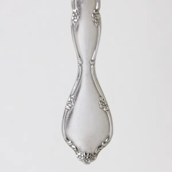 Lot of 4 Oneida Silver Lakewood-Tuxedo Pattern Stainless Teaspoons 6" Good