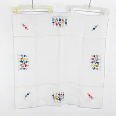 Handmade Solid White Color With Sewn Flowers Square Fabric Tablecloth 33" x 33"
