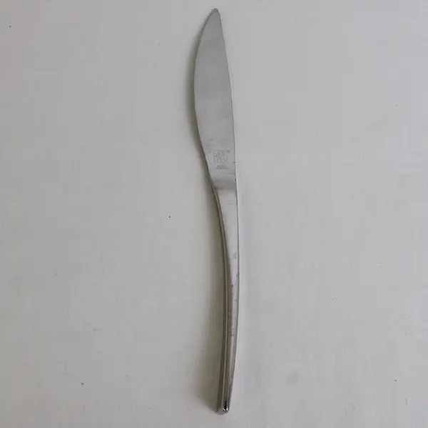 J A Henckels (Zwilling) Autobahn Pattern 18/10 Stainless Dinner Knife 9"