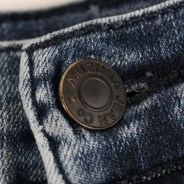 Arizona Jean Co Men's 30x30 Medium Wash Advance Flex 360 Distressed Skinny Jean