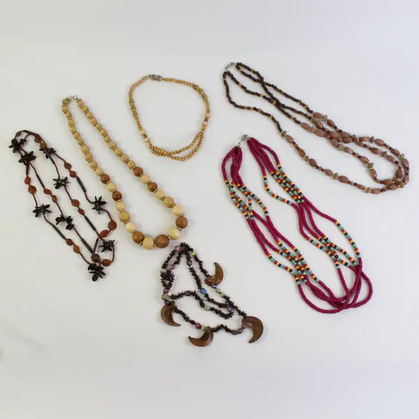 Lot of 6 Vtg Costume Jewelry Necklaces Wood Metal Various Colors and Textures