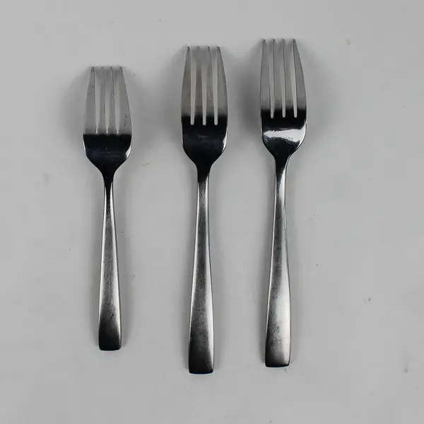 Lot of 3 Mikasa Unknown Pattern Forged Stainless 2 Dinner Forks 1 Salad Fork
