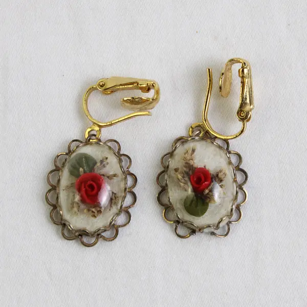 Vintage Encased Rose Gold-Tone Scalloped Bezel Clip-On Drop Earrings