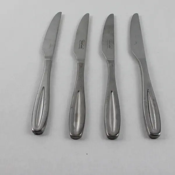 Lot of 4 Robert Welch Linton Satin Pattern Stainless 9.25" Dinner Knives Good