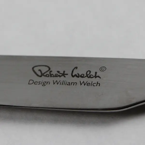 Lot of 4 Robert Welch Linton Satin Pattern Stainless 9.25" Dinner Knives Good