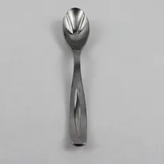 Robert Welch Linton Satin Pattern Stainless 6.25" Sugar Shell Spoon Rare Item