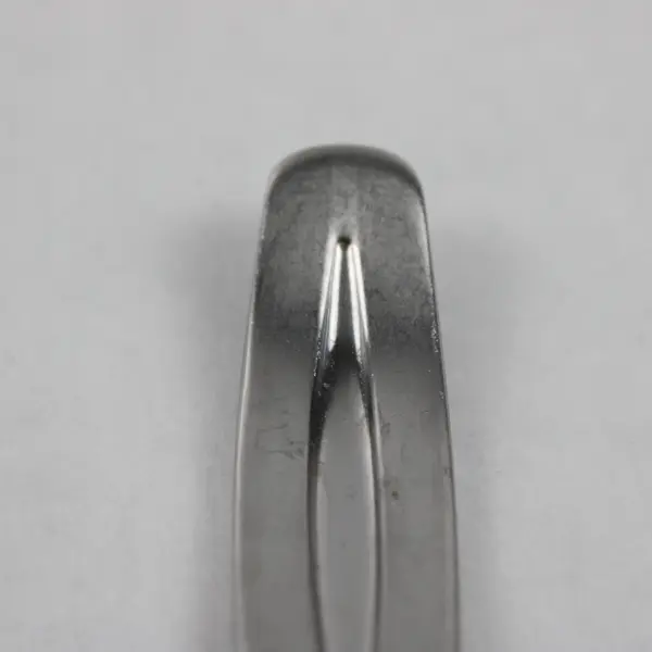 Robert Welch Linton Satin Pattern Stainless 6.25" Sugar Shell Spoon Rare Item