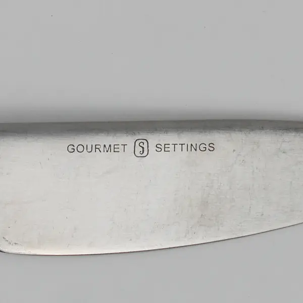 Lot of 2 Gourmet Settings GON8 'New French' Solid Knife  Stainless Steel