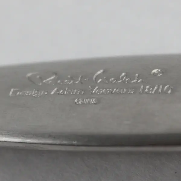 Robert Welch Deta Pattern 18/10 Stainless Oval-Shaped Soup Spoon 7.75" Rare HTF