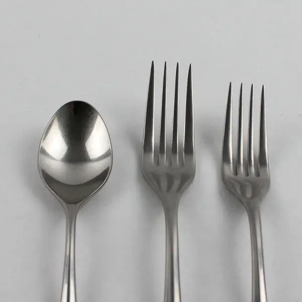 Lot of 4 Robert Welch Baguette Bright Pattern 18/10 Stainless Very Rare HTF