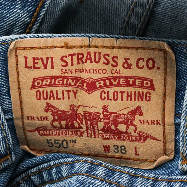 Levi's 550 Men's W38 Relaxed Fit Light Wash Denim Shorts