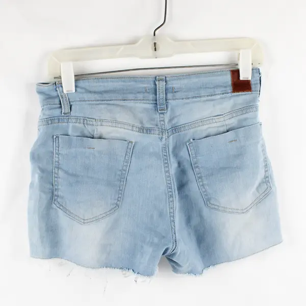 Dimple The Original Women's 38 (31) Light Wash Denim Studded Daisy Duke Shorts