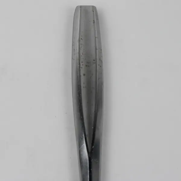 Lot Of 2 Gourmet Settings Beam Pattern Dinner Knives 9.25" Good