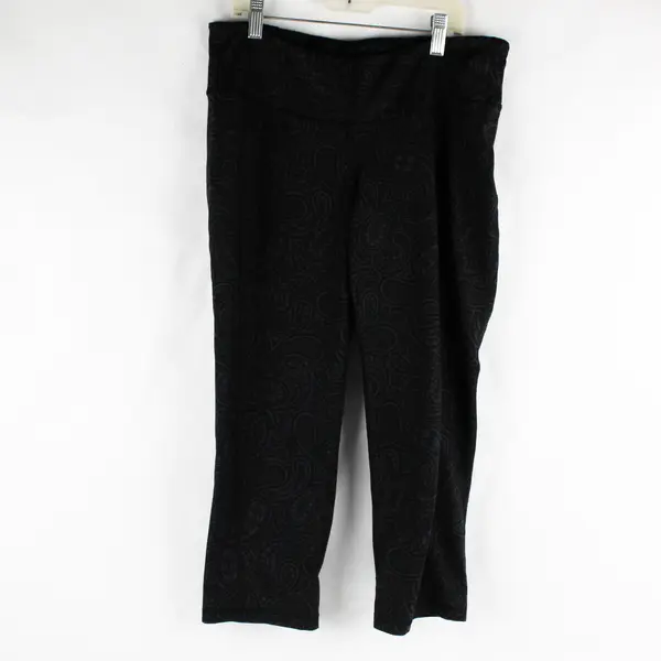 Old Navy Dark Gray Paisley Low-Rise Capri Leggings Women's Size Large