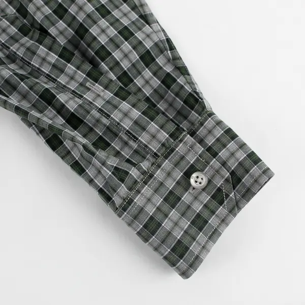 Banana Republic Gray/Green Plaid Long Sleeve Collared Button Up Men's 17-17.5 XL