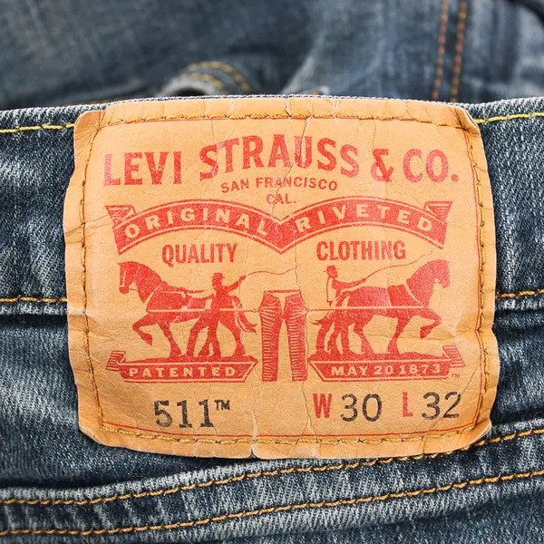 Levi's 511 Men's 30x32 Blue Medium Wash Skinny Leg Denim Jeans