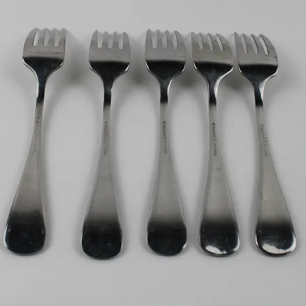 Lot of 5 Wallace Silver Blaine Pattern 18/10 Stainless Salad Forks 7.5" Good