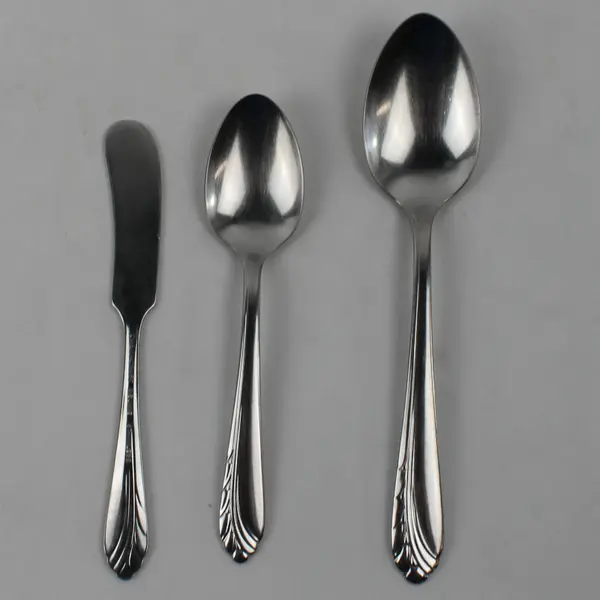 Lot Of 7 Oneida Silver Heart of Sweden (Stainless) Flatware Knives & Spoons