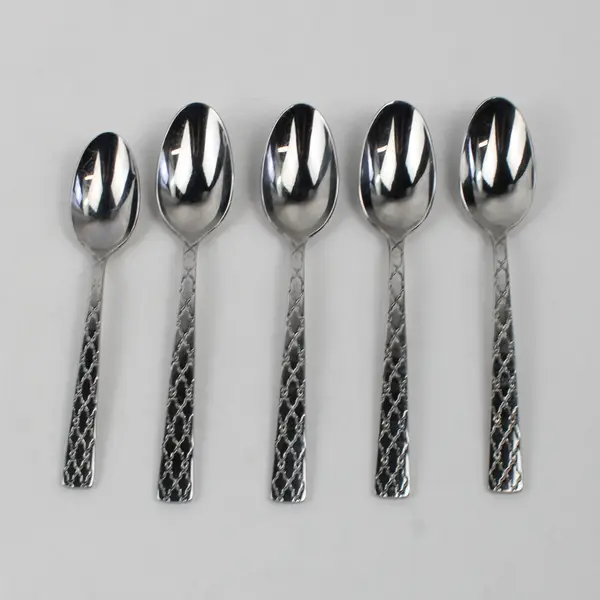 Lot Of 5 Oneida Silver Zoya (Stainless) Flatware 4 Soup Spoons & 1 Teaspoon