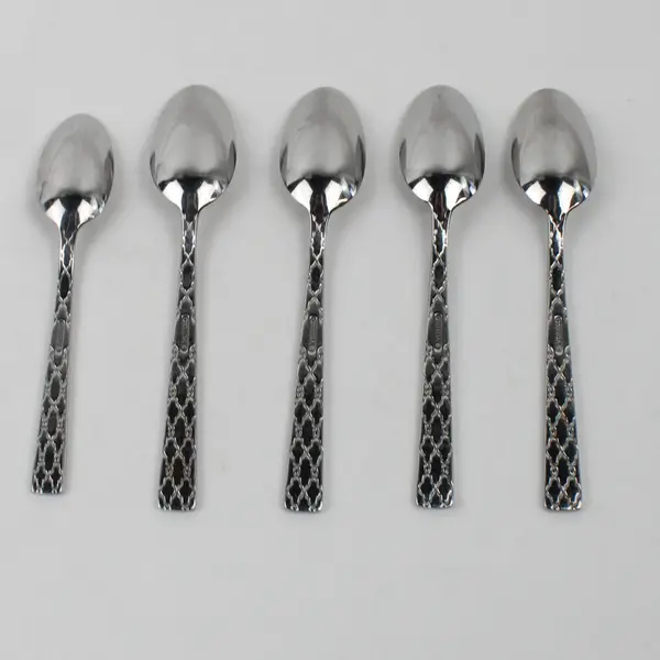 Lot Of 5 Oneida Silver Zoya (Stainless) Flatware 4 Soup Spoons & 1 Teaspoon