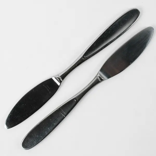 Lot of 6 Wallace Silver Array Pattern 18/10 Stainless Dinner Knives 8.75" Good