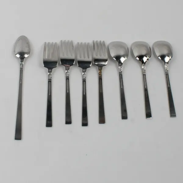 Lot Of 8 Wm.A. Rogers (Stainless) Flatware 4 Salad Forks & 4 Spoons