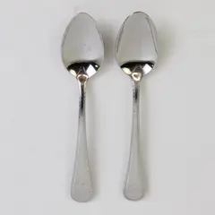 Lot of 2 Wallace Silver Array Pattern 18/8 Stainless Teaspoons 6" Good
