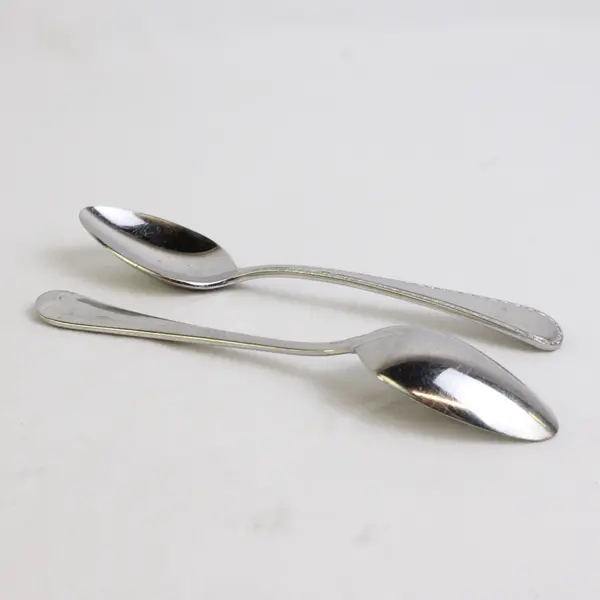 Lot of 2 Wallace Silver Array Pattern 18/8 Stainless Teaspoons 6" Good