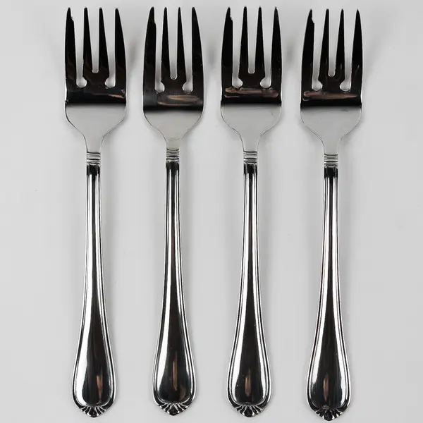 Lot of 4 Wallace Silver Alton Pattern 18/10 Stainless Salad Forks 7"