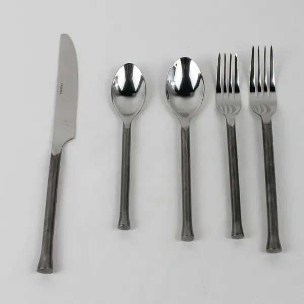 Lot Of 5 Oneida Silver Wyatt (Stainless) Flatware  2 Forks 2 Spoons & 1 Knife