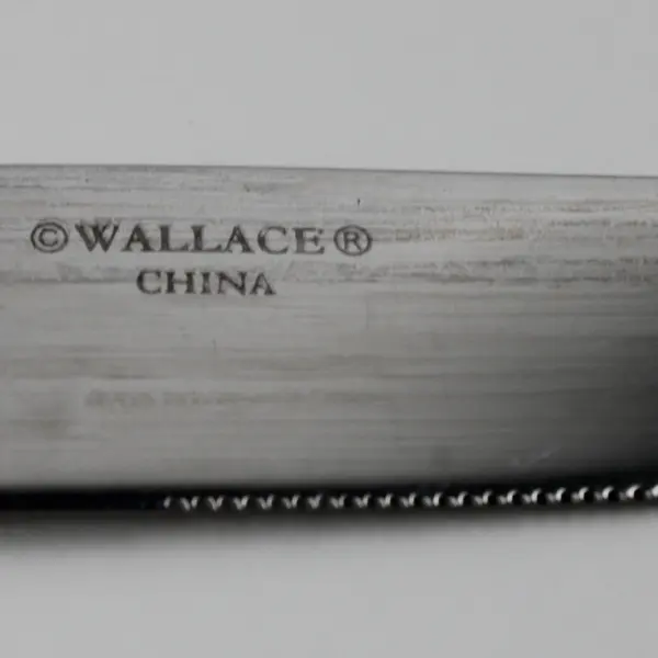 Wallace Silver Julienne Pattern Stainless Dinner Knife 8.75" Long Rare Find
